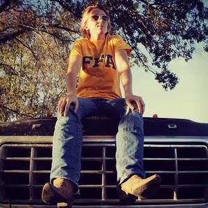 Meet your Posher, Nina