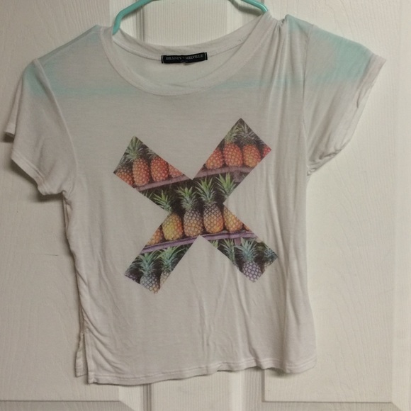 Brandy Melville X pineapple tee