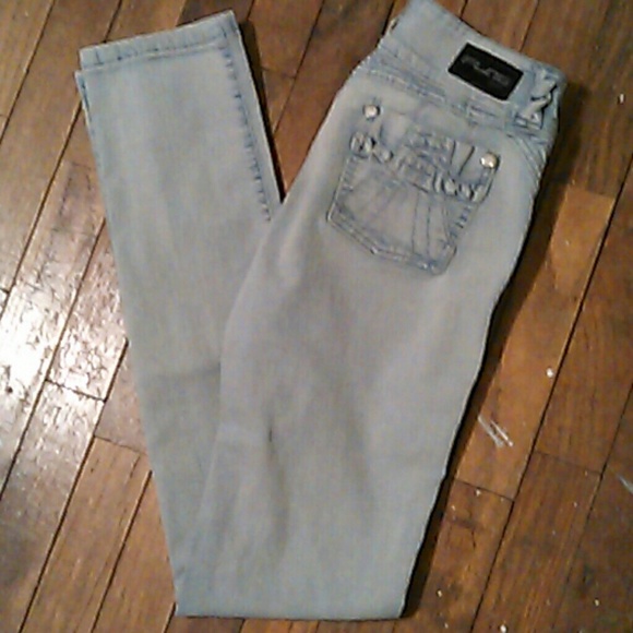 Butt lift jeans