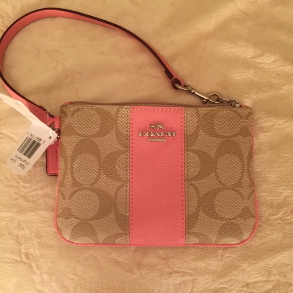 NWT-COACH WRISTLET