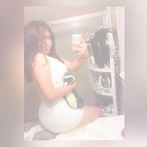 Meet your Posher, Henassy