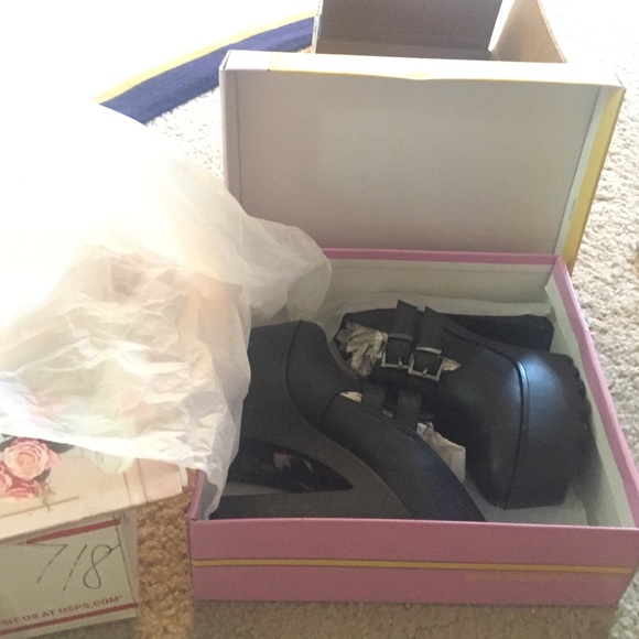 SOLD! - Picture 2 of 3