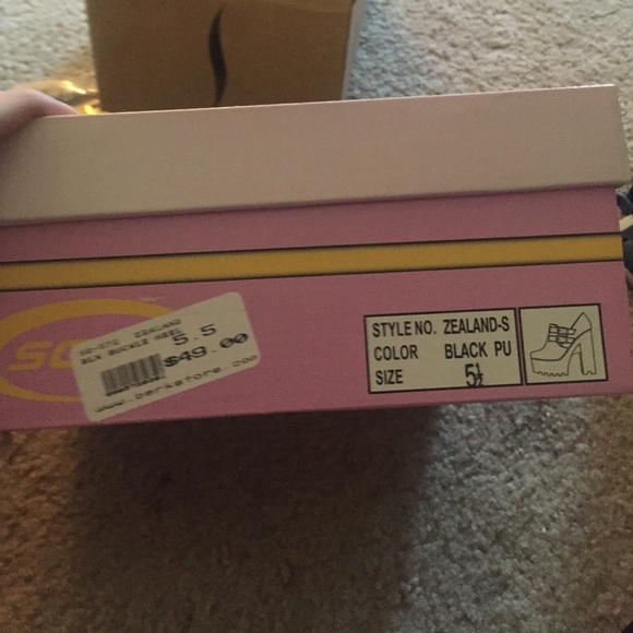 SOLD! - Picture 3 of 3