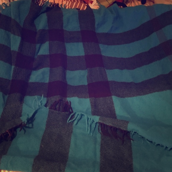 Burberry scarf
