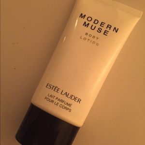Estée Lauder Modern Muse Body Lotion 1.7oz