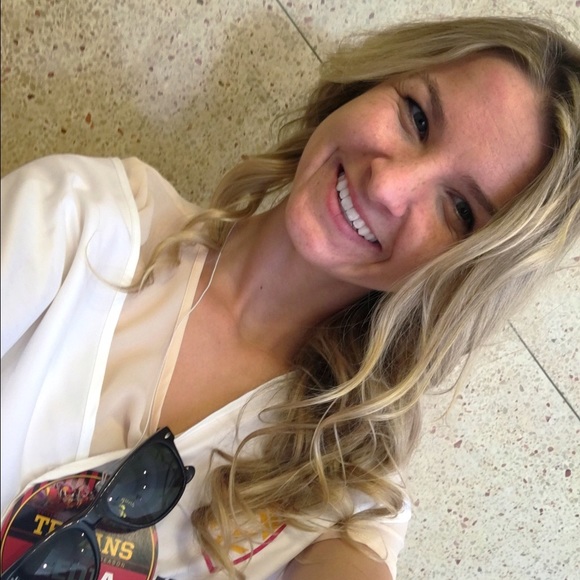 Meet your Posher, Shelby - Picture 1 of 1