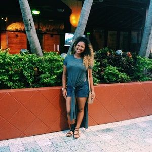 Meet your Posher, Tequesta