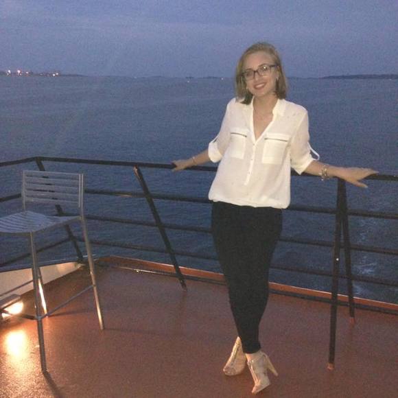 Meet your Posher, Kamilla
