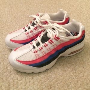 Women's Nike air max size 8