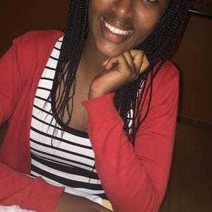 Meet your Posher, Raissa