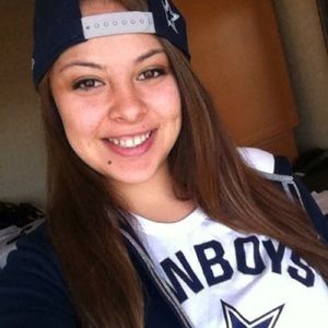 Meet your Posher, Cassandra