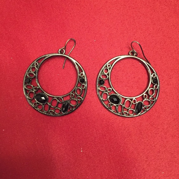 Statement earrings - Picture 2 of 3