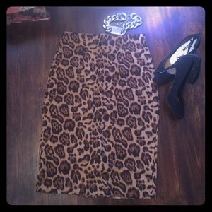 Nwot! Animal print skirt