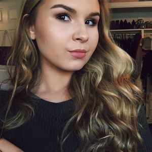 Meet your Posher, Sophia