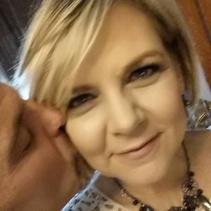 Meet your Posher, Johnetta