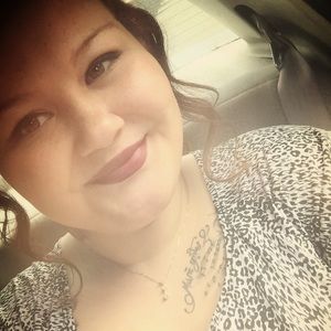 Meet your Posher, Savannah