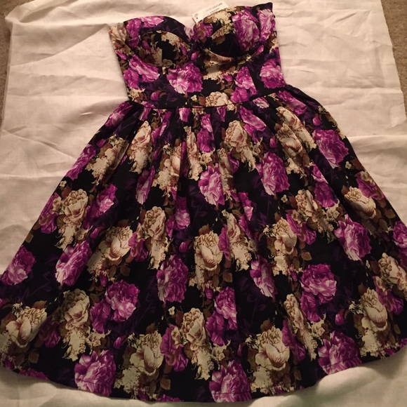NWT Romeo & Juliet Couture Dress