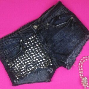 Love Culture Studded Cut -off Shorts