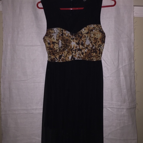 Forever 21 maxi dress - small