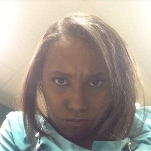 Meet your Posher, Toyia