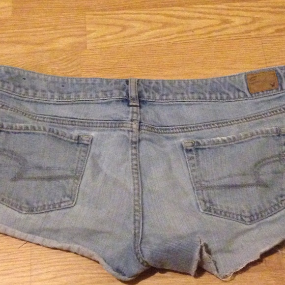 Shorts - Picture 4 of 4