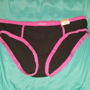 Brand New Cacique underwear