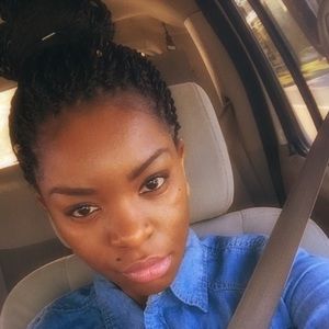 Meet your Posher, Porscha