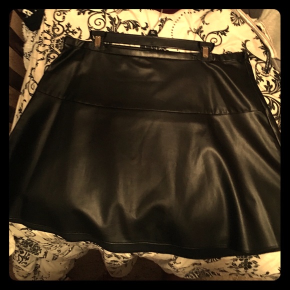 Faux Leather Black Skirt.