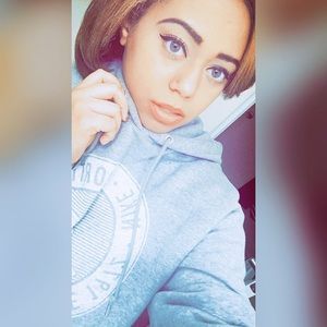 Meet your Posher, Farrah