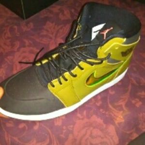 Jordan Retro 1's