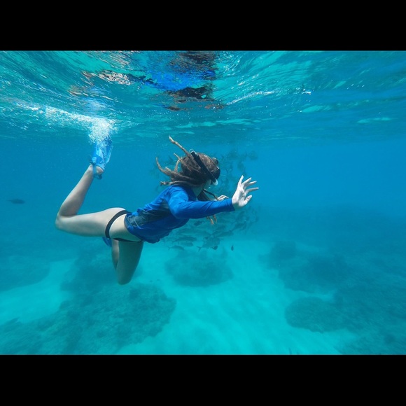 Meet your Posher, Emily - Picture 2 of 3