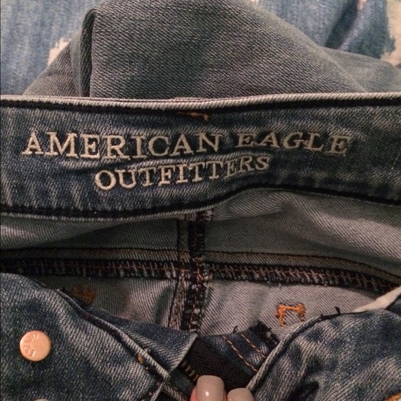 Light wash American Eagle Jeans