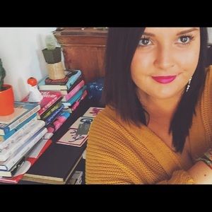 Meet your Posher, Liz