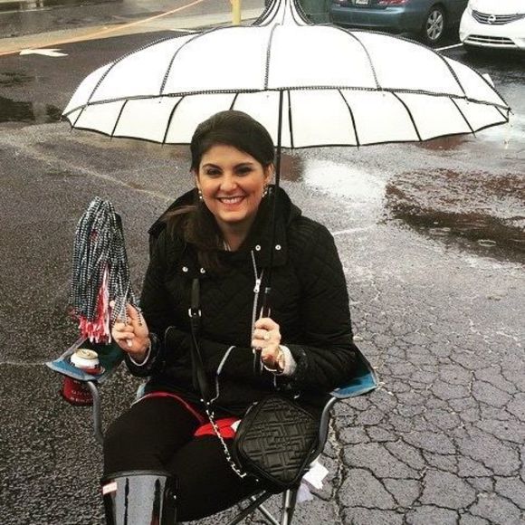 Meet your Posher, Jennifer - Picture 1 of 1