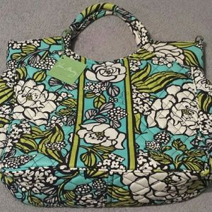 Two way tote. Island blooms