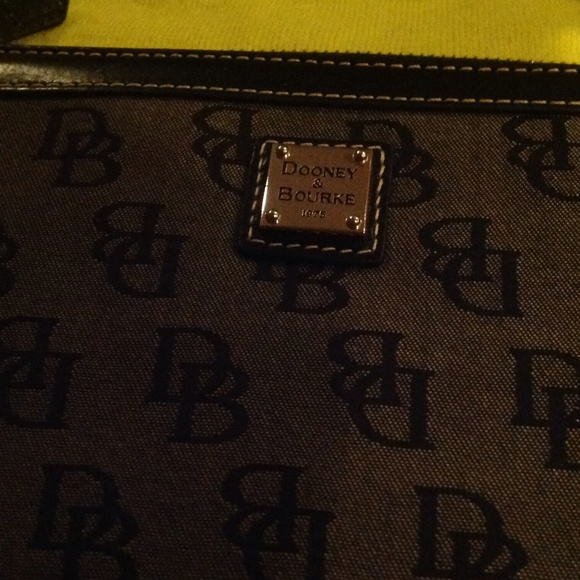 SOLD ON EBAY....DOONEY AND BOURKE WRISTLET - Picture 2 of 3