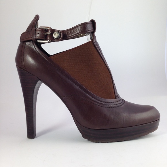 Stuart Weitzman Brown Leather Booties