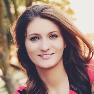 Meet your Posher, Alla