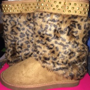 HOLD for @vyonnelovesmatt❌Print Boots