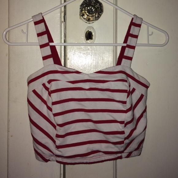 Cropped tank top