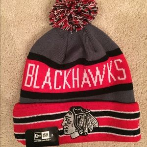 Blackhawks winter pompom hat authentic