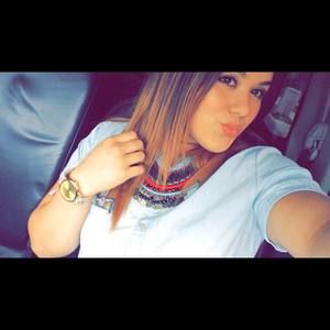 Meet your Posher, Monica