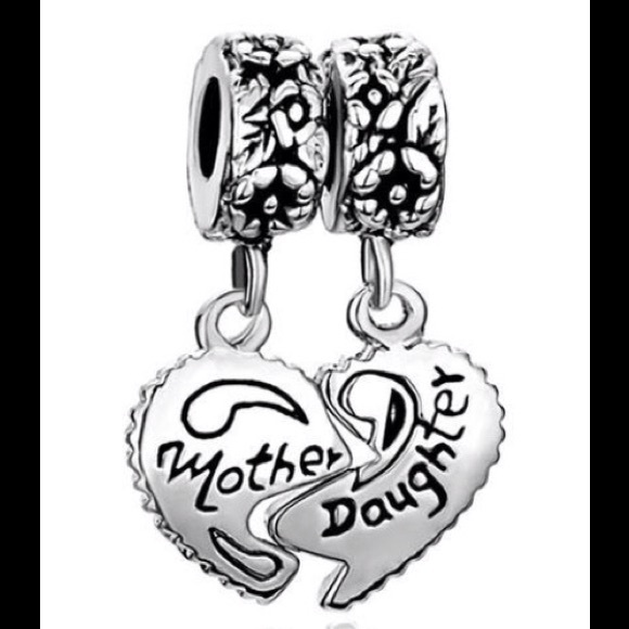 MOTHER/DAUGHTER CHARM