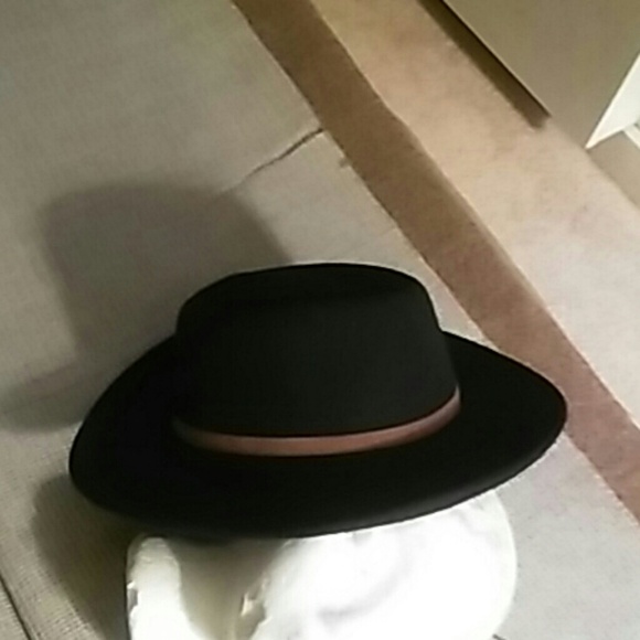 Hat - Picture 2 of 3