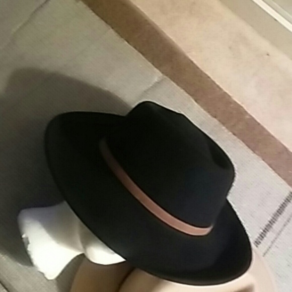 Hat - Picture 3 of 3