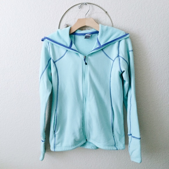 VERY comfy and warm workout sweatshirt