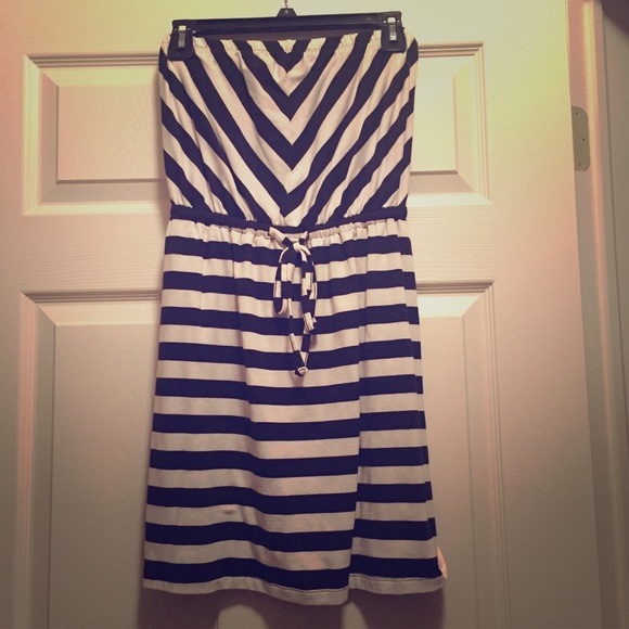 Medium Mossimo strapless dress