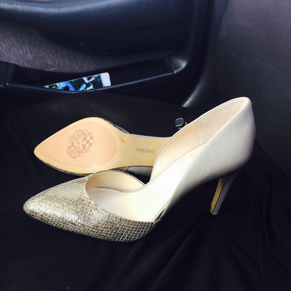 Vince camuto dress Pump