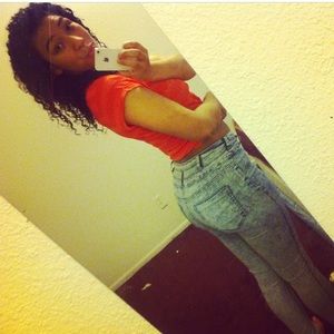 Meet your Posher, Mami