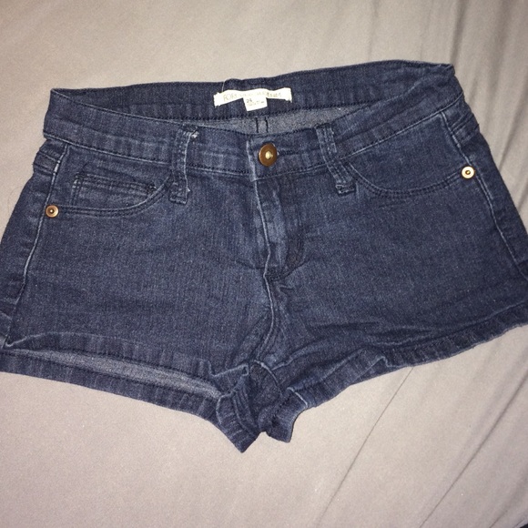 Short shorts
